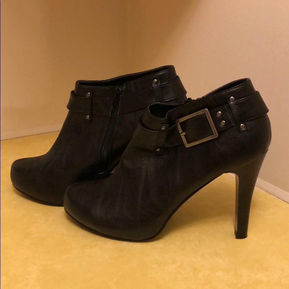 Maurices Platform Heeled Booties